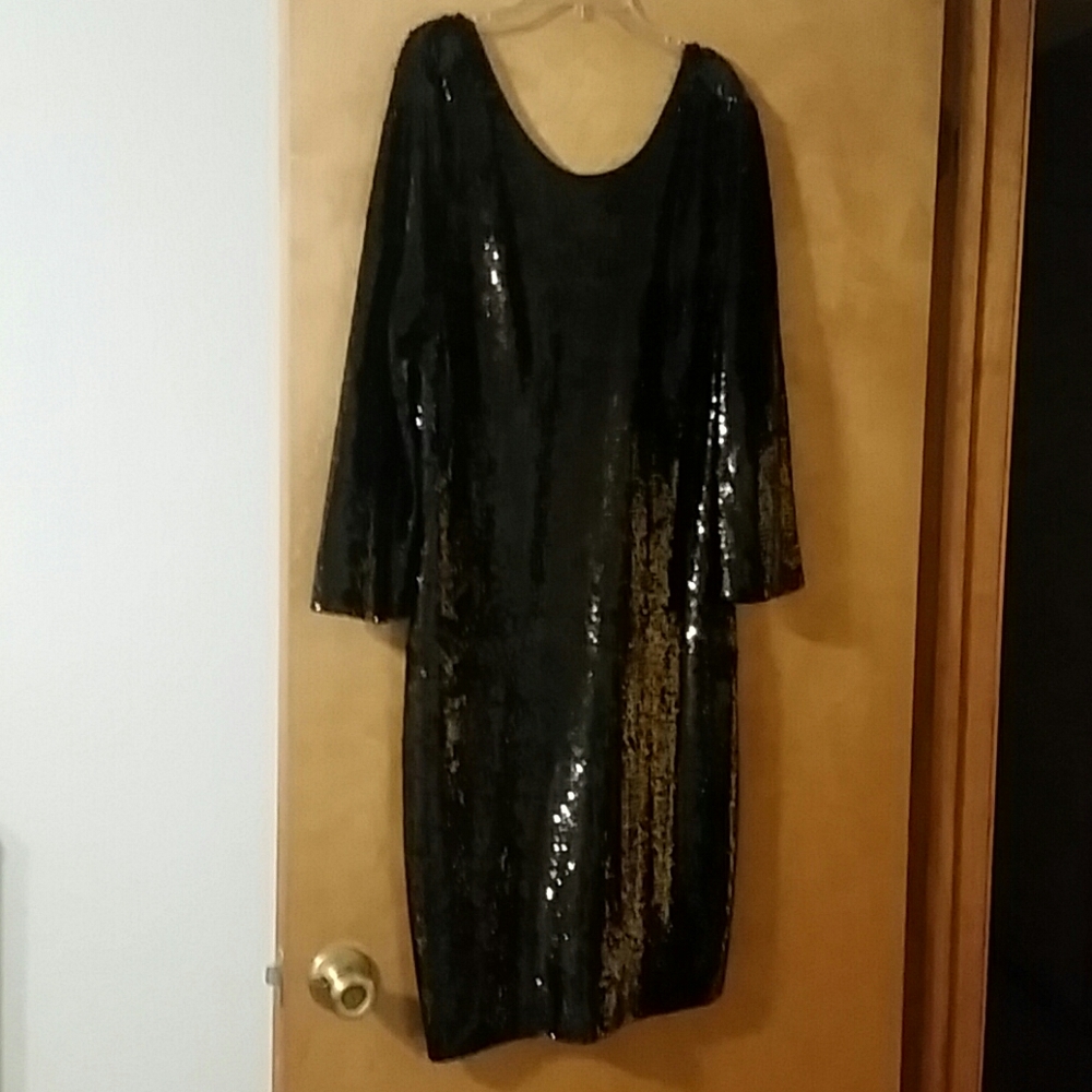 Black sequin party dress